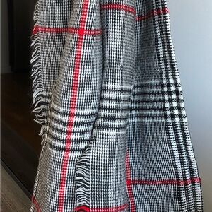 Classic Black and Red Checkered Men's Scarf